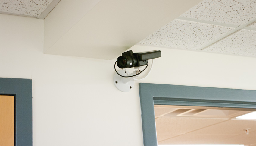 Urmareste-ti cele mai frecventate incaperi ale locuintei cu camere video de supraveghere