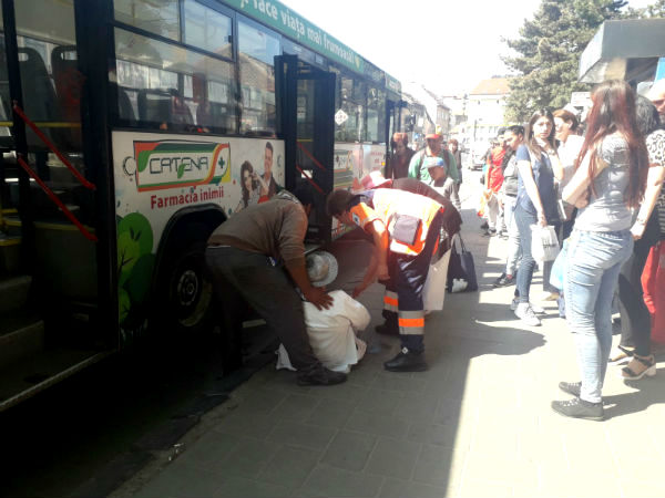 accident Brasov pensionara calcata de autobuz