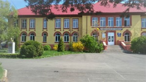 Colegiul-agricol-Valea-Calugareasca-300x168.jpg