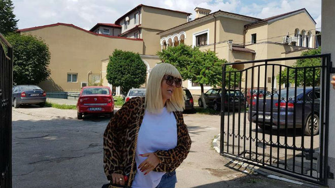 Raluca-Badulescu-la-DIICOT-Ploiesti.jpg