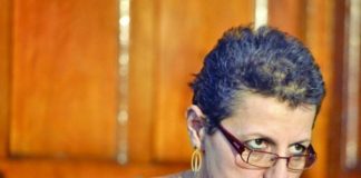 Cand UE ne vrea prosti. Ce ar trebui sa faca Adina Florea, procurorul de caz? Sa tremure?