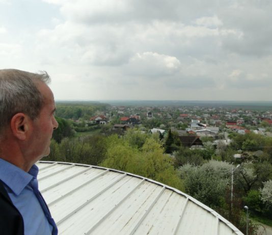 Cum m-am urcat cu primarul din Paulesti la 25 metri inaltime (FOTO)