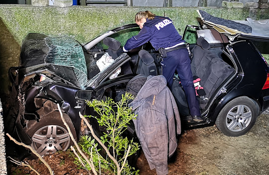Accident cumplit în Germania: doi români, tată și fiu, în stare gravă