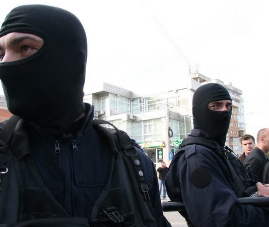 Perchezitii in Prahova, Dambovita, Buzau si alte judete