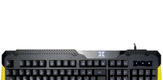 Cum să îți cureți tastatura de mâncare, praf și microbi