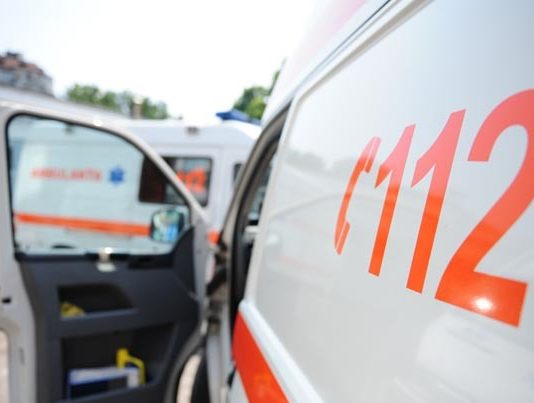 O femeie de 35 de ani a murit la scurt timp după ce a născut. Familia cere anchete
