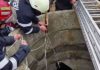 Hangu – Pompierii scot dintr-o fântână o persoană decedată