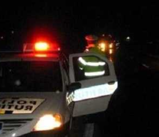 Un stâlp i-a ieșit în cale când fugea de poliție