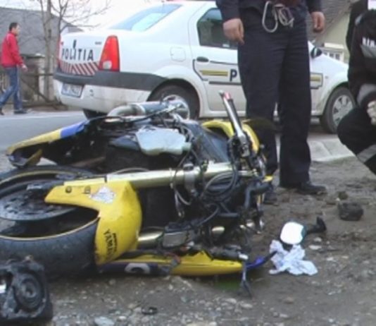 Motociclist accidentat de o căruţă condusă de un adolescent