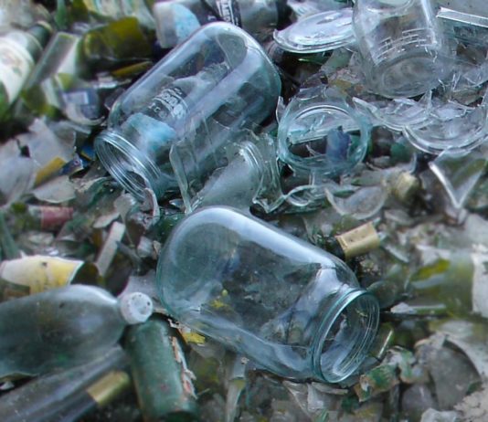 Campanie de colectare de sticle și deșeuri electronice în Harghita