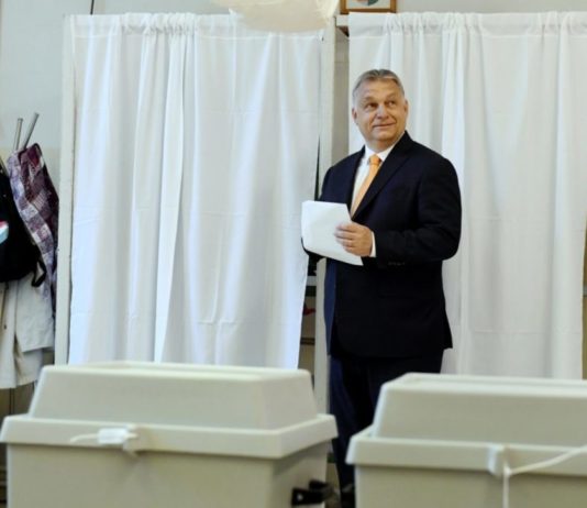Alegeri locale în Ungaria: partidele de guvernământ au câştigat mai multe primării în ţară, opoziţia a câştigat la Budapesta