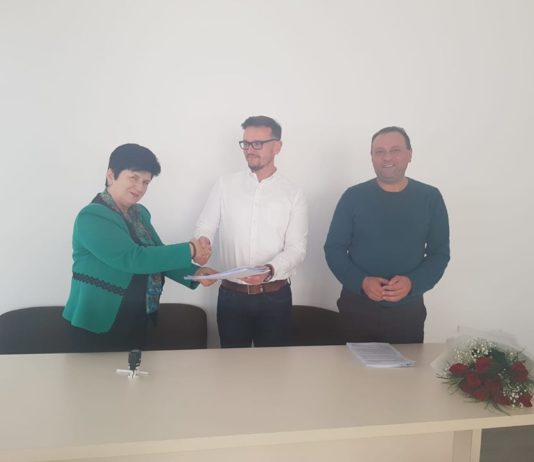 S-a semnat acordul-cadru pentru reabilitarea și modernizarea drumurilor din Vînători-Neamț