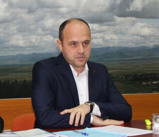 Judecătoria Miercurea Ciuc a anulat amenda de 3.000 de lei aplicată de Jandarmeria Harghita lui Róbert Grüman, vicepreşedintele Consiliului Judeţean Covasna