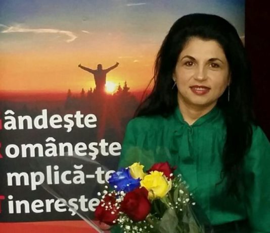 Mihaela Aionesei, poetă româncă din Târgu-Secuiesc, a devenit membră a Uniunii Scriitorilor din România