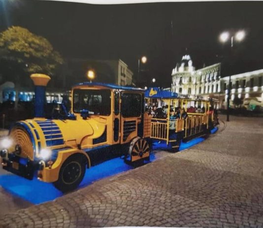 Trenulețul lui Moș Crăciun ajunge la Tîrgu Neamț