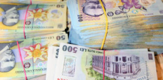 „Banii merg la clientela de partid!”