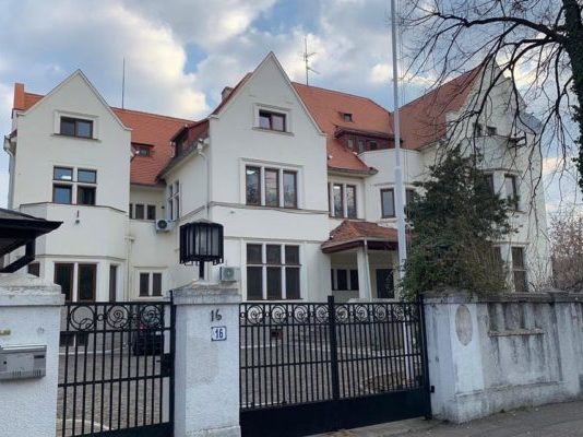 Atenție la Rareș Bogdan