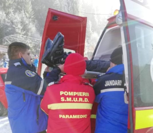 Jandarmii au intervenit pentru ajutorarea unui schior pe pârtia din Ciumani