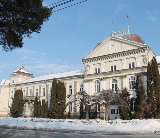 ANUNȚ: Introducerea terenului din extravilan în intravilan și construire case de locuit