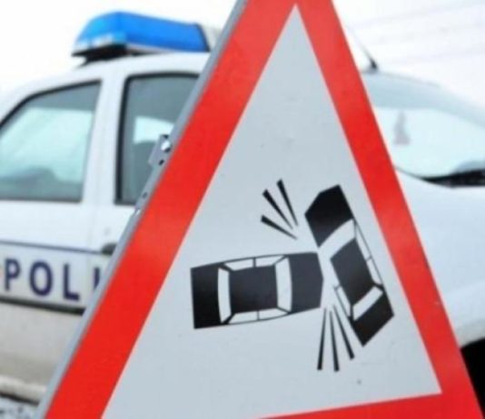 Conducătoare auto rănită uşor, la Vlăhiţa, în urma coliziunii cu un alt autoturism