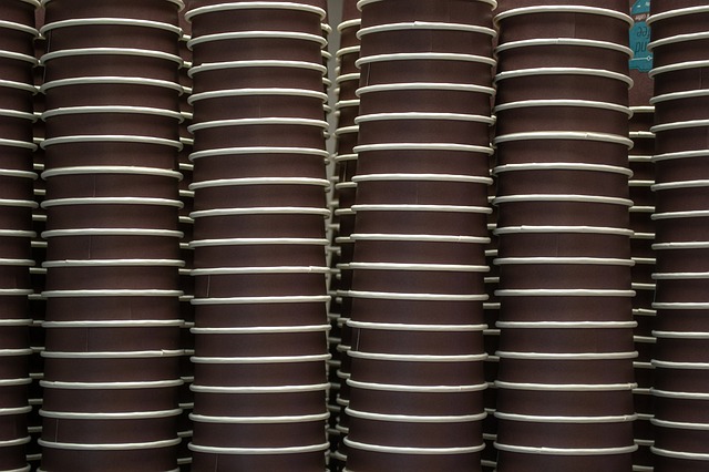 pahare-de-carton.jpg
