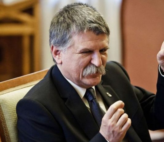 Preşedintele parlamentului maghiar justifică atitudinea de la Ditrău: pentru păstrarea identităţii comunităţilor maghiare de peste hotare