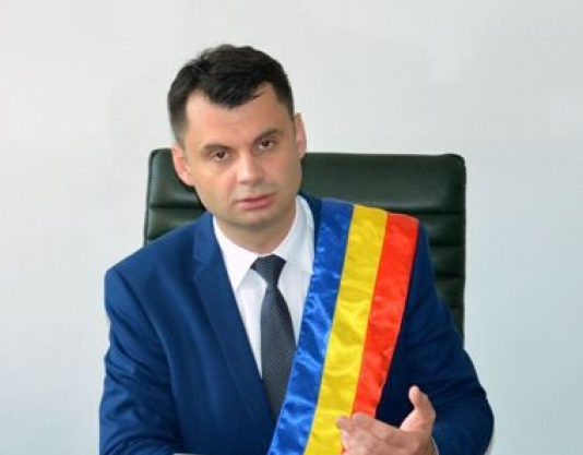 Tupeu? Nesimtire?Sau… SCHIZOFRENIE POLITICA? – Ziarul Incisiv de Prahova