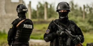 Percheziții în județul Brașov, la o grupare care a înșelat instituții financiare