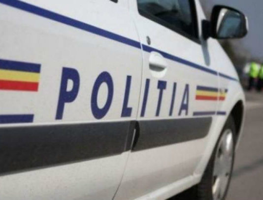 Un sofer urmarit de politie si-a abandonat masina!