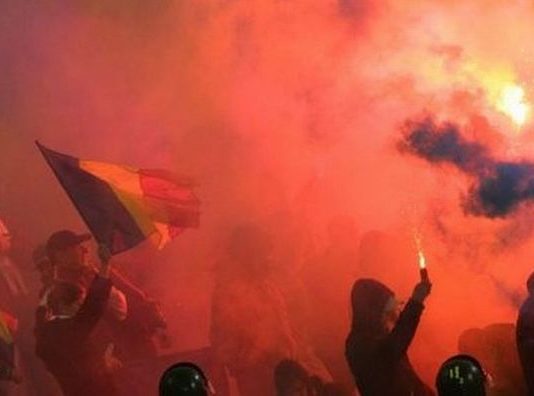 Doi suporteri FC Petrolul, interzisi un an de zile pe stadionul din Ploiesti
