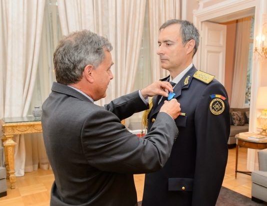 ”Mortul” Coldea, ținut ”viu” în vitrina sistemului!