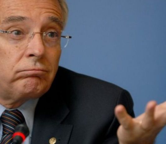 Despre decizia FED de a ,,tăia” dobânzile la dolar si despre lipsa de curaj în înfruntarea situațiilor a BNR care prefera să fie complice la dezechilibrele economice, să le amplifice