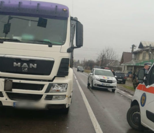 Copil de 9 ani, accidentat de un TIR pe DN1 D, la Ciorani (VIDEO)
