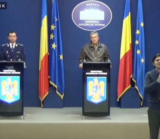 Si sa ii spuna cineva domnului Vela ca geaca pe care o poarta nu e din Top Gun