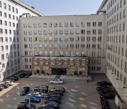 Spre deosebire de Banca Nationala a Romaniei (BNR), Banca Nationala a Poloniei face din nou ceva pentru populatie si a redus ieri, pentru a doua oara consecutiv, rata de dobanda cheie
