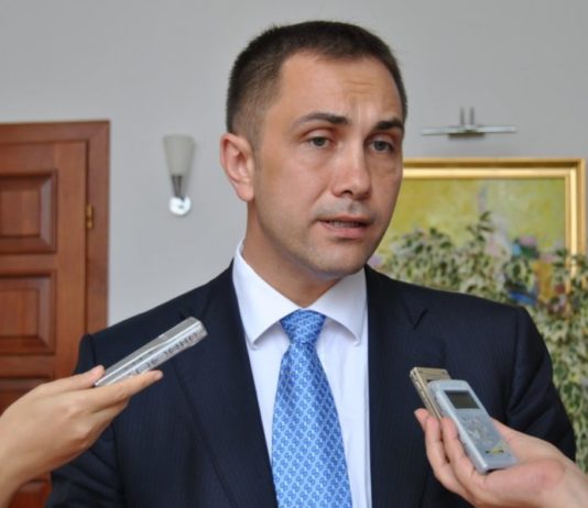Isărescu îi face ”guvernul meu” lui Iohannis!/Isar și Cîțu, atac raider la BNR!