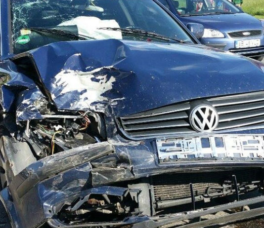 Accident in lant produs de un sofer care nu s-a asigurat