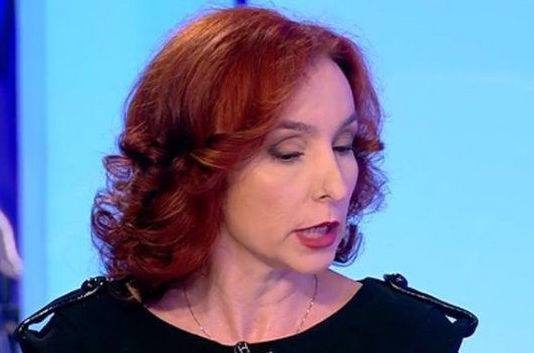 Avocata Ingrid Mocanu a fost ținta atacurilor pe Facebook, în scandalul creat de măsurarea temperaturii la intrarea în spații închise.