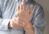 Un semn de alarmă pe care să nu-l ignori. Mâini și picioare amorțite