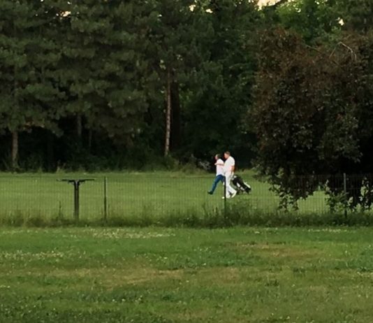 Si-a rezolvat Iohannis ora de Golf de la Clubul Diplomaților? Sau el e profesionist, nu amator?