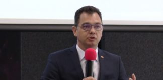 „Îl ştiu ca pe o persoană morală, un ofiţer de poliţie”