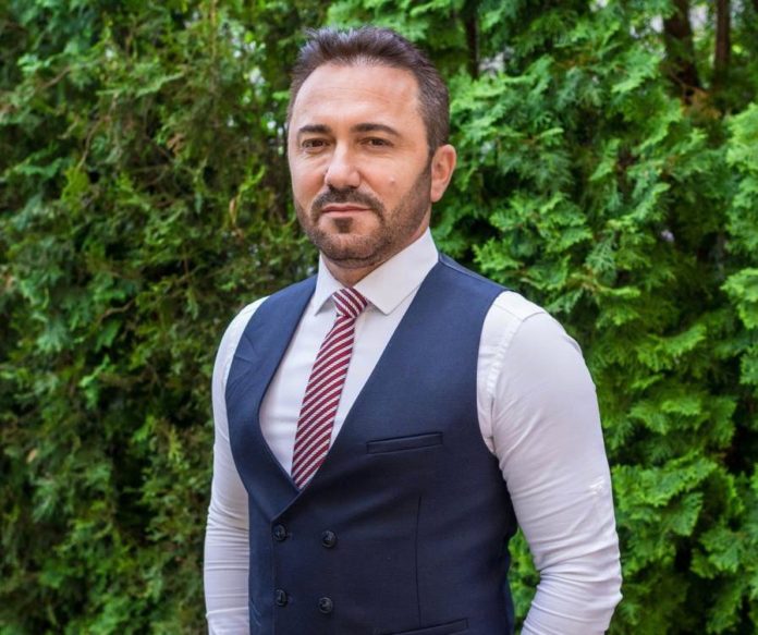 4c9f9c4c-6f72-486e-b4b5-3e3ca22b21f7