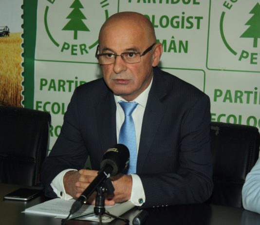 Dănuţ Pop, Partidul Ecologist: “Pluripartidismul este o glumă! Registrul partidelor politice devine o fiţuică de răsfoit dimineaţa, pe budă!”