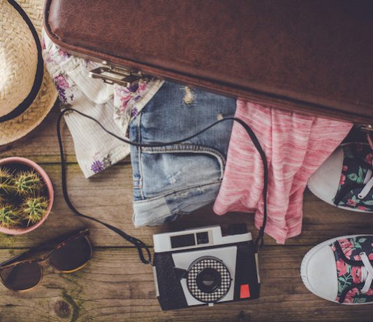 10 articole de impachetat pentru o vacanta de vara perfecta