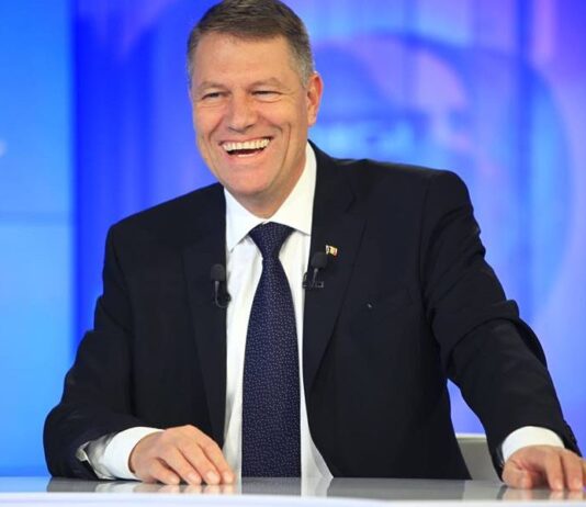Nu avem buget, ministerele inca nu sunt reorganizate, economia cade peste asteptari, deficitul bugetar creste peste asteptari