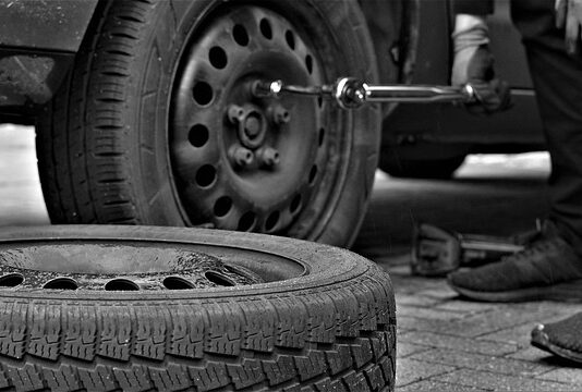 Cele mai bune anvelope – 5 criterii de care sa tii cont in alegerea lor