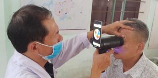 Samsung EYELIKE™ reutilizează camerele smartphone-urilor Galaxy pentru a crește accesibilitatea în zona de îngrijire oftalmologică
