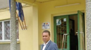 Incisiv de Prahova a avut, din nou, DREPTATE!/ Tovarășul militian șef Zăbavă, Sebi pe numele de scenă – s-a intors la Bai(coi)/Sectia 3 Politie Vest are, in locul sau, un adevarat profesionit! – Ziarul Incisiv de Prahova