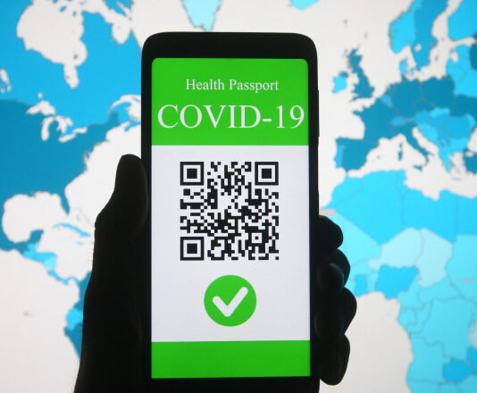 Poate se sesizeaza din oficiu vreo autoritate in drept a verifica aceasta ilegalitate produsa prin intermediul unei aplicatii informatice prin care se prelungeste cu o zi restrangerea drepturilor si libertatilor fundamentale ale cetatenilor deja vaccinati cu schema completa – Ziarul Incisiv de Prahova