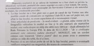 Presa, poliția și monolitul din tablă/Mass-media… frica e intrată în oase și atârnă ca sabia lui Damocles deasupra oricărui ”nefericit” ce se poate trezi imediat vinovat de întinarea imaginii – altminteri imaculată, desigur – instituției, Poliției Române – Ziarul Incisiv de Prahova